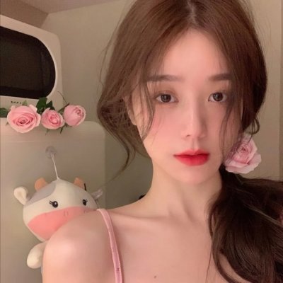 星光落在她身上